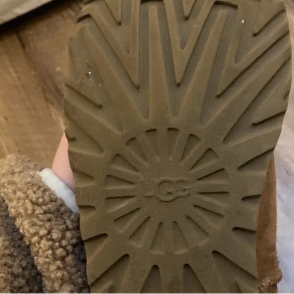 UGG Tan Boots with Shearling Lining